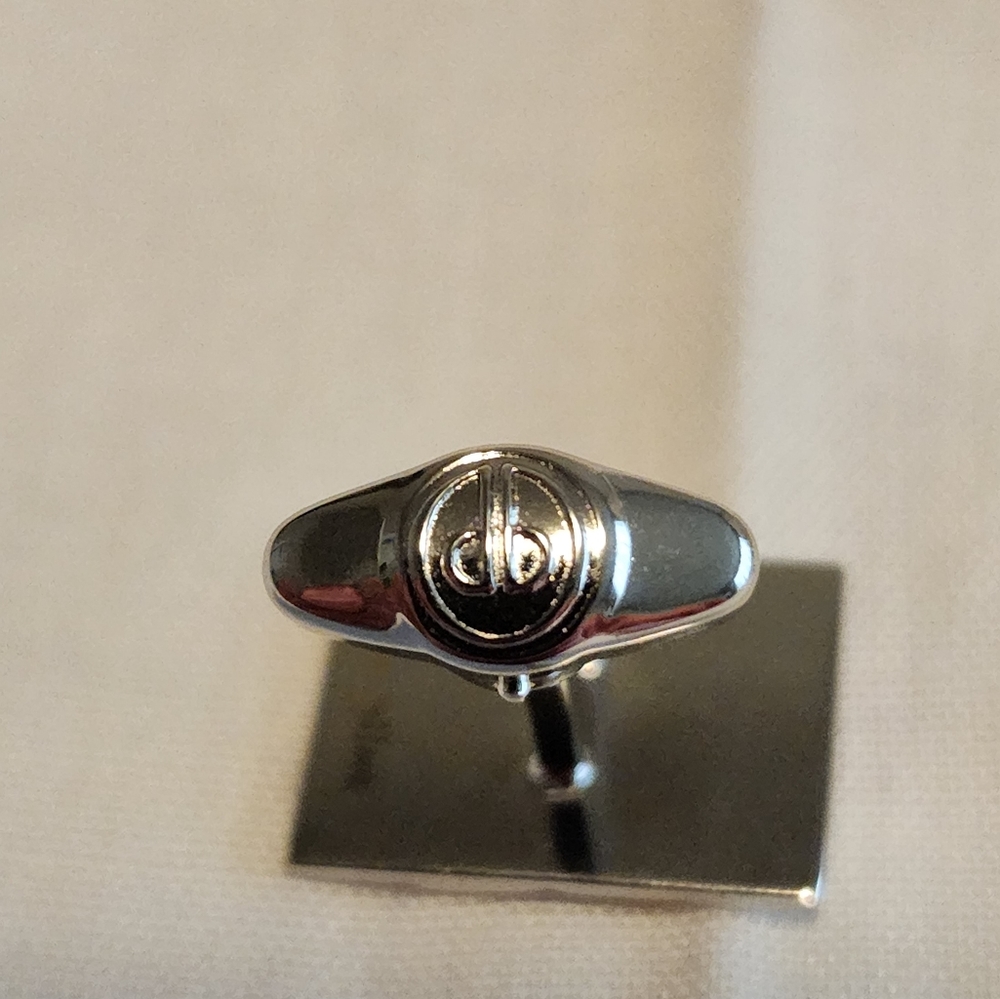 Dolan Bullock Cufflinks - Picture 3 of 3